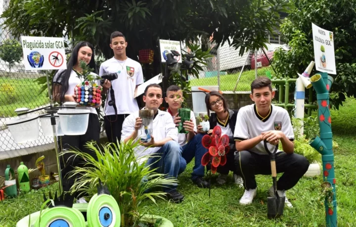 Colegio de Envigado gana premio de Sostenibilidad global
