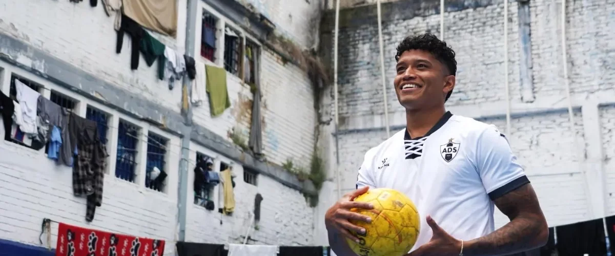 Exfutbolista colombiano preso por narcotráfico