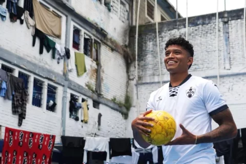 Exfutbolista colombiano preso por narcotráfico