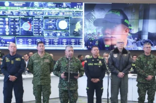 Explosión y bombardeos contra el Clan del Golfo