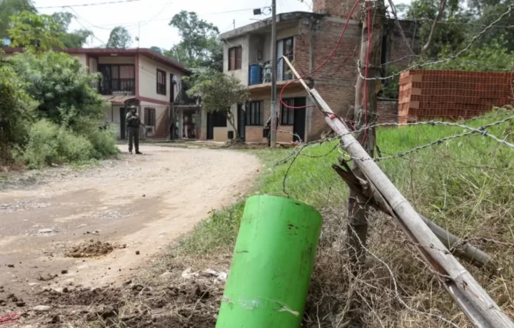 Granadas y drones contra el Ejército en Cali