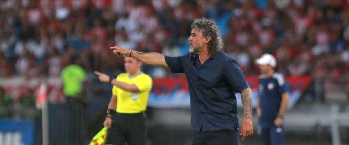 Independiente Medellín se queda sin Leonel Álvarez