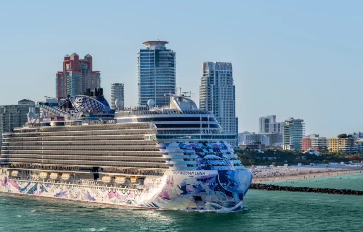 Llega el Norwegian Luna al Caribe