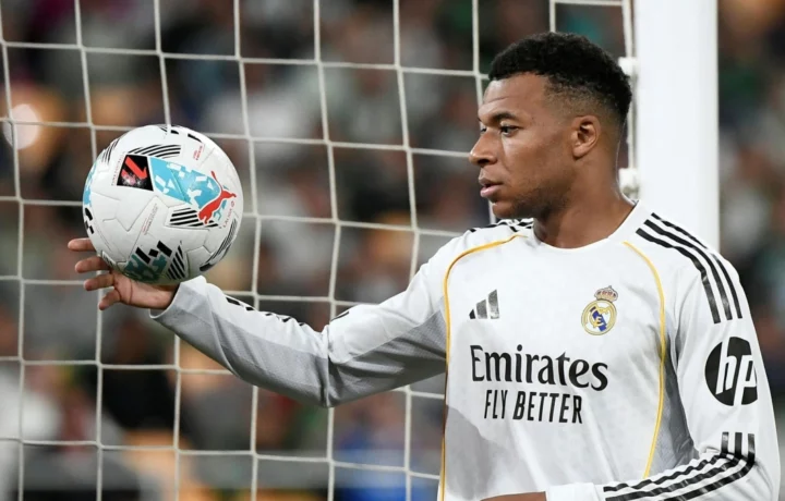 Mbappé regresa para salvar su credibilidad