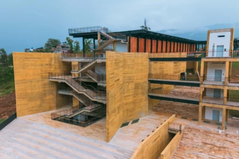 Petro inaugura nueva sede de UIS en Santander