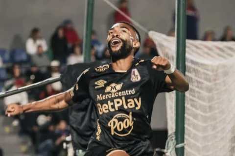 Tolima elimina a Pasto y avanza en fútbol colombiano