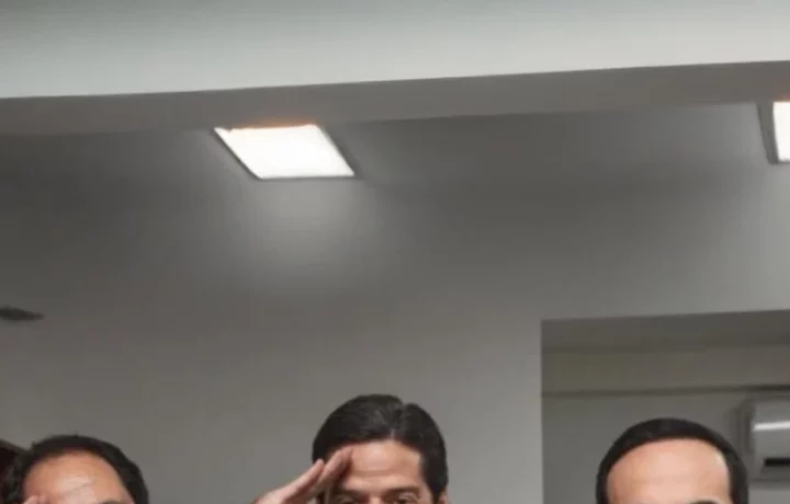 Abelardo de la Espriella lidera preconteo en Colombia