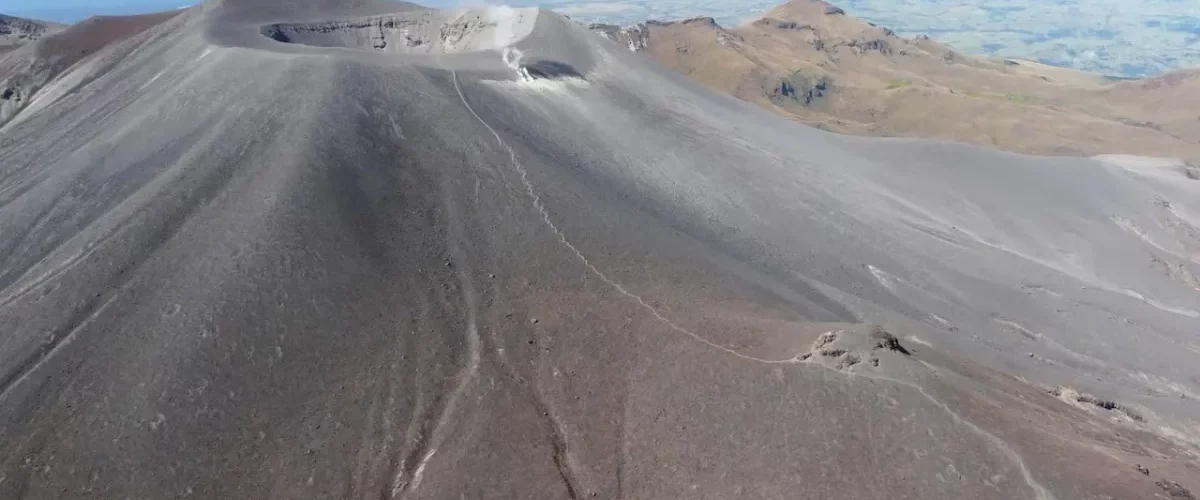 Aeropuerto de Popayán cerrado por erupción volcánica