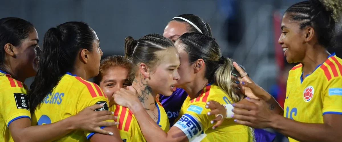 Ana María Guzmán hace historia con doblete