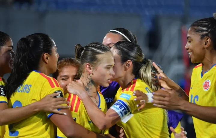 Ana María Guzmán hace historia con doblete