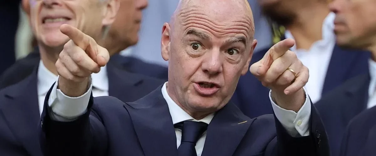 FIFA Contamina el Planeta