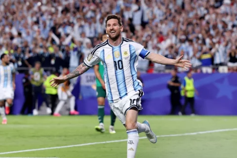 Lionel Messi se retira del fútbol