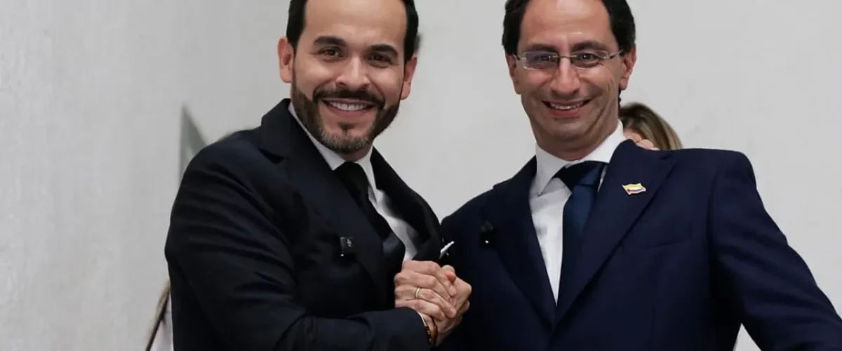 Ministro vota y lanza mensaje histórico