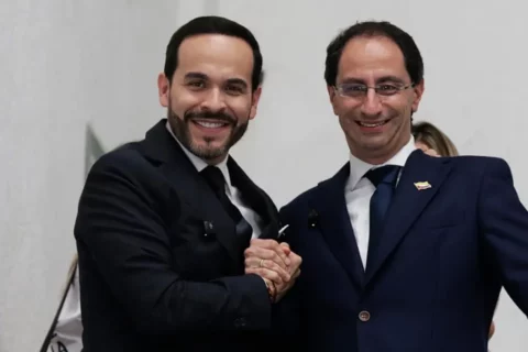 Ministro vota y lanza mensaje histórico