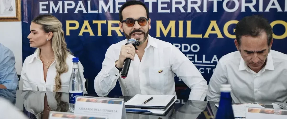 Abelardo de la Espriella pide aclaración a Congreso