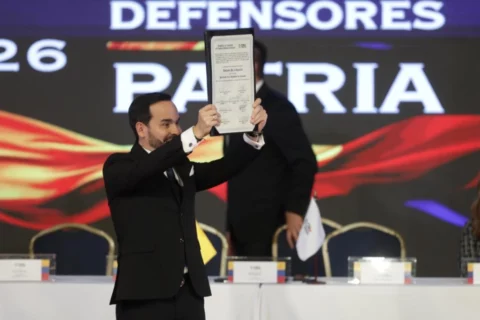 Abelardo de la Espriella se reúne con junta del Banco de la República