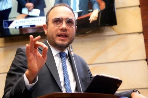Alfredo Deluque suena para presidir el Senado
