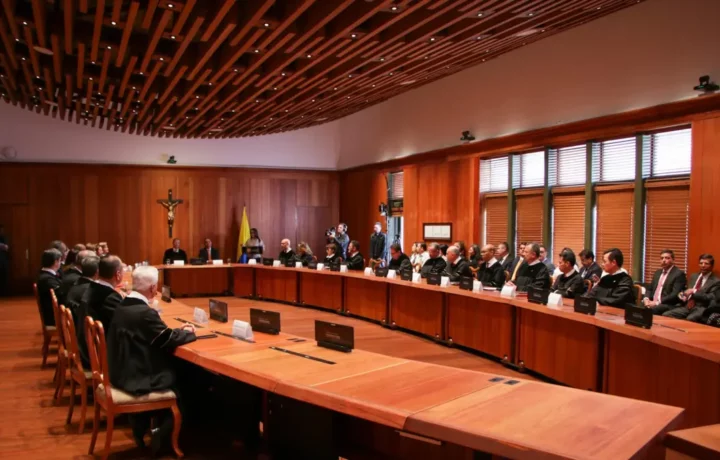 Corte Suprema reduce condena por violencia intrafamiliar