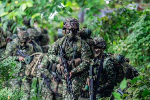 Ejército busca 150 oficiales administrativos
