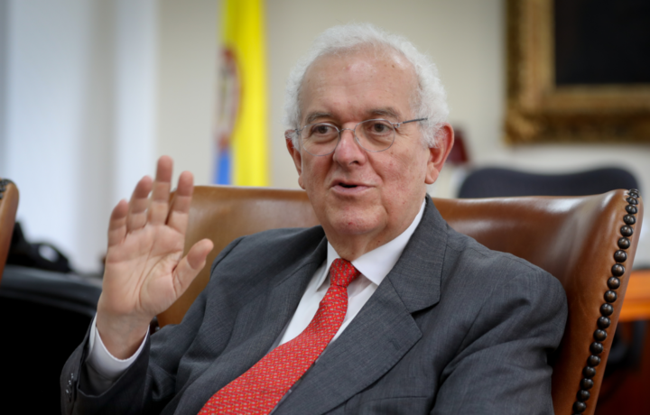 Exministro de Hacienda cuestiona resultados electorales