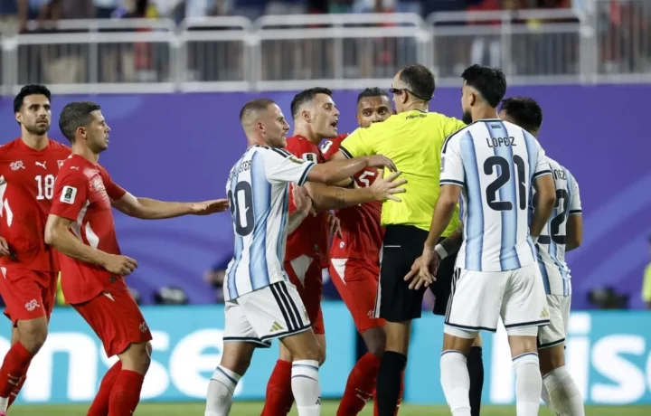 Expulsión de Embolo genera polémica en Mundial 2026
