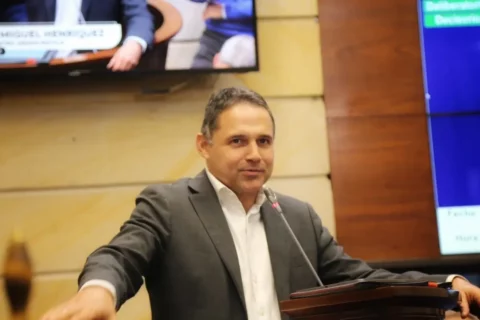 Honorio Henríquez es el nuevo presidente del Senado