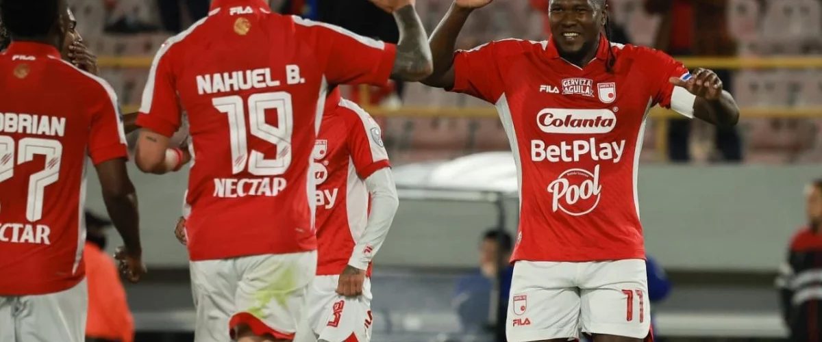 Independiente Santa Fe vence 2-0 a Caracas en Copa Sudamericana