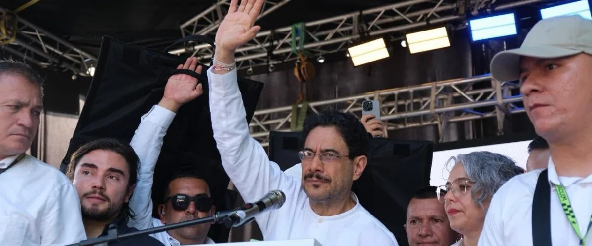 Iván Cepeda lanza desobediencia civil para 2027