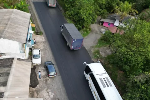 Miles de millones para vía Medellín-Bogotá