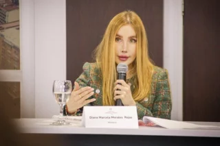 Ministra de Comercio en la mira del Congreso