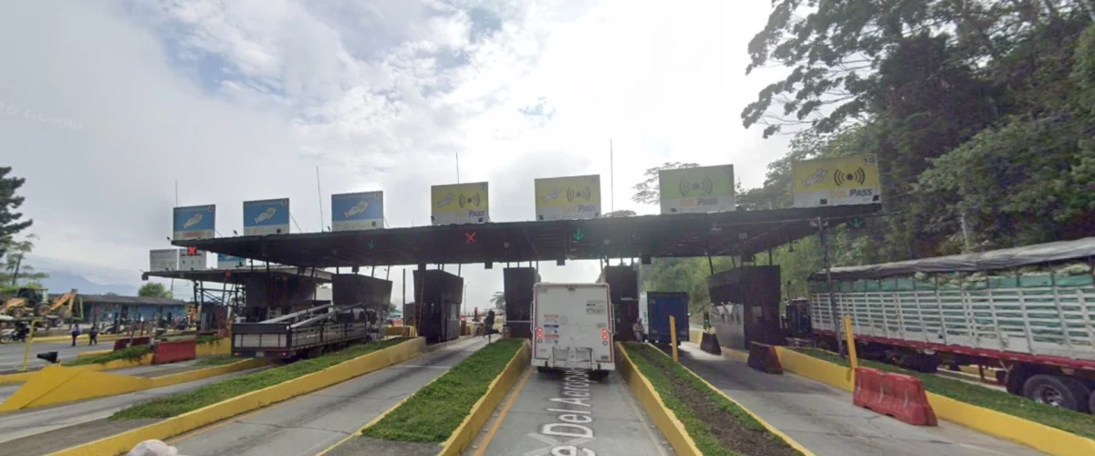 Suspenden cobro electrónico en peajes de Antioquia