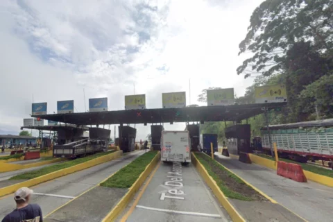 Suspenden cobro electrónico en peajes de Antioquia