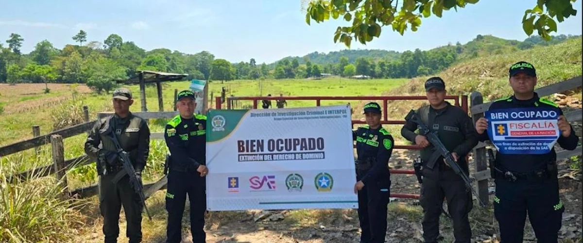 Fiscalía incauta 44 bienes a Los del Dorado con apoyo del FBI