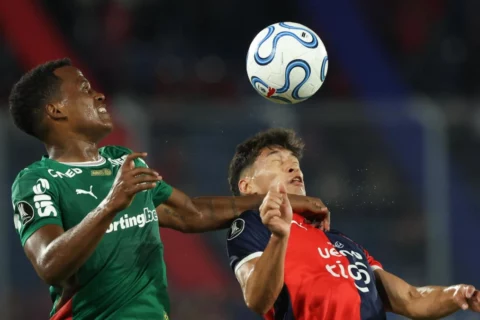 Golazo de Jhon Arias en victoria de Palmeiras