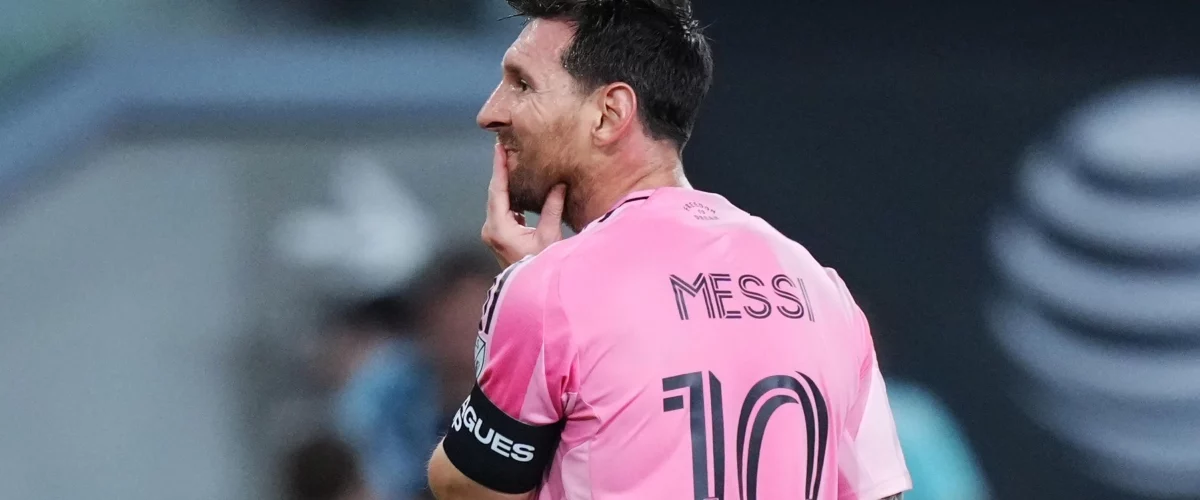 Messi falla penalti en regreso a Inter Miami