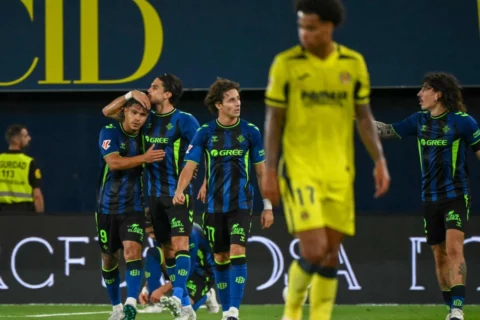 Cucho Hernández anota en remontada del Betis ante Villarreal