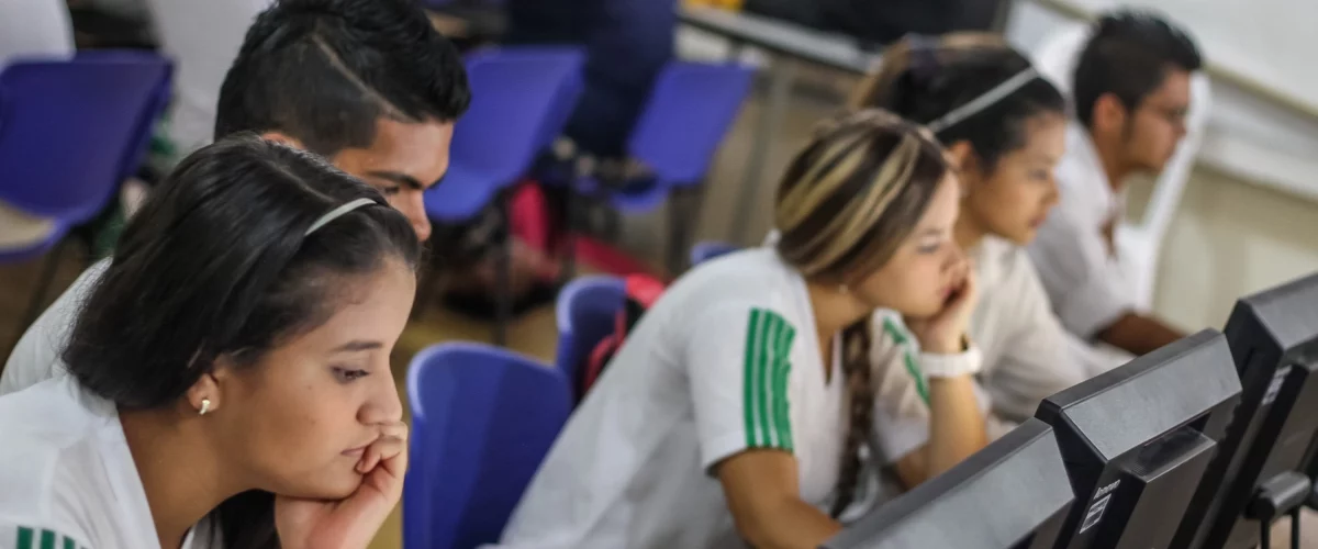 Felipe Barrera califica resultados Pisa como tragedia económica y social