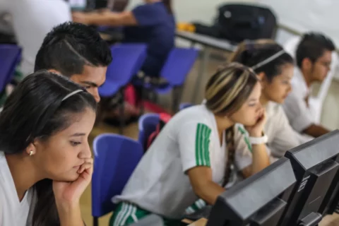 Felipe Barrera califica resultados Pisa como tragedia económica y social