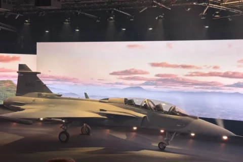 Gobierno colombiano busca renegociar contrato de aviones Gripen