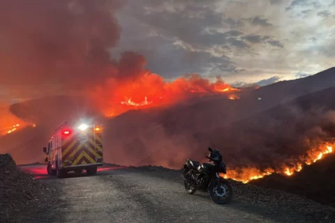 Incendio forestal en Yumbo activa operativo de emergencia en Guabinas