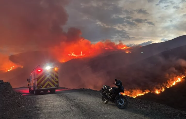 Incendio forestal en Yumbo activa operativo de emergencia en Guabinas