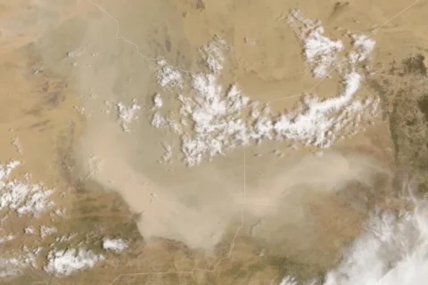Nube de polvo del Sáhara se acerca a América