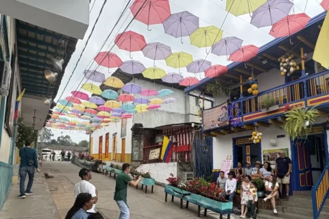 Quindío enfrenta caída turística tras terremoto y busca reactivarse