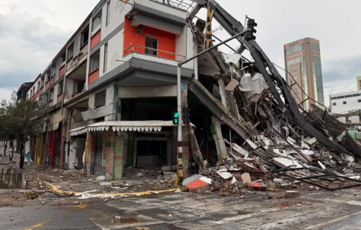 Colapso de edificio en Pereira sin víctimas fatales
