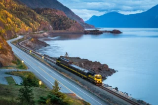EE.UU. impulsa nuevo turismo con atracciones y trenes panorámicos