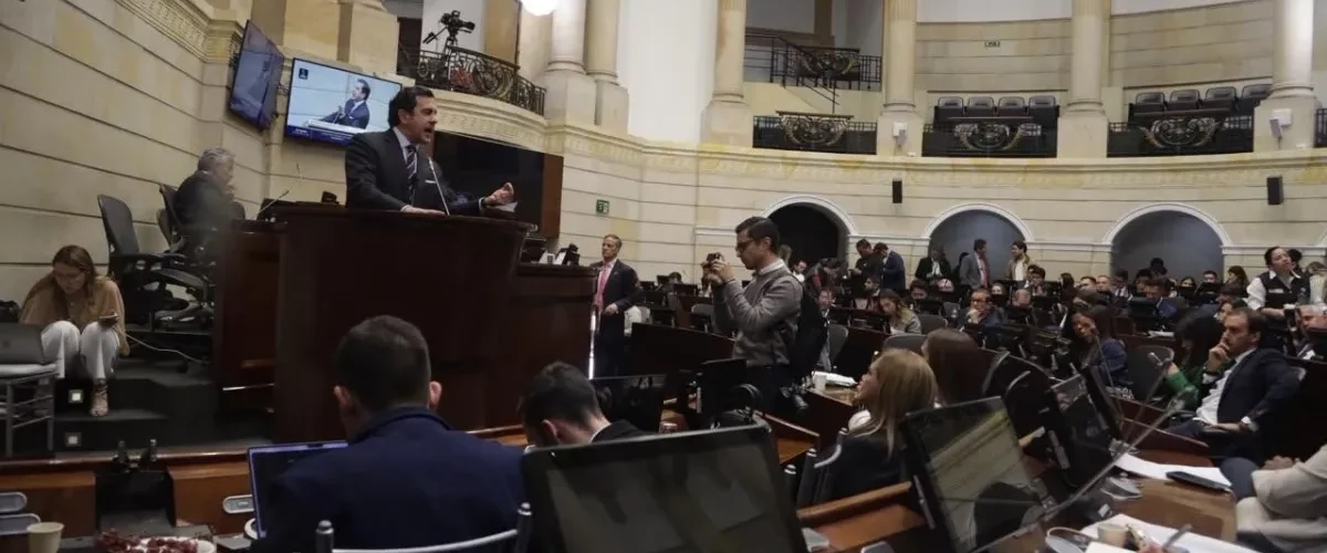 Gobierno de De La Espriella avanza con ley de sometimiento