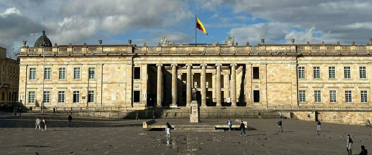 Militares en tejado del Congreso por seguridad de Petro