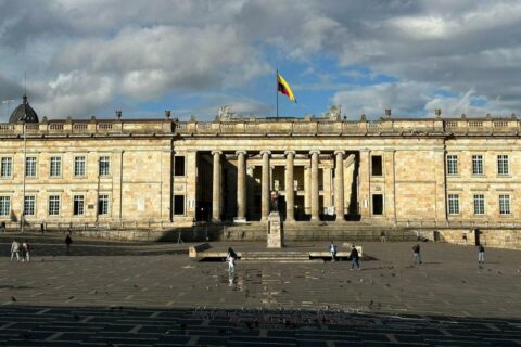 Militares en tejado del Congreso por seguridad de Petro