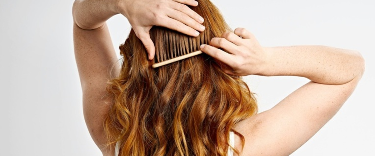 Peluqueras advierten sobre capas para pelo fino