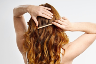 Peluqueras advierten sobre capas para pelo fino